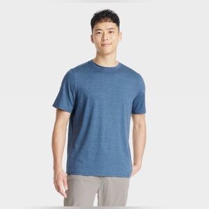 All in Motion Mens Performance T-Shirt Blue Size M Recycled Polyester Activewear